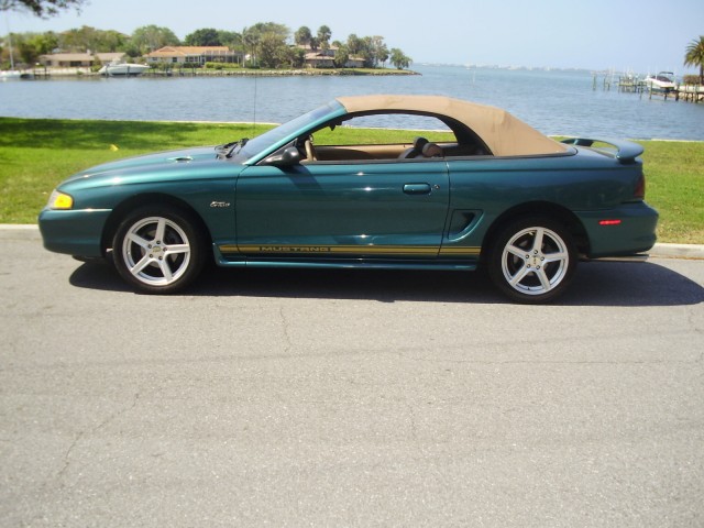 1998 FORD MUSTANG GT 2D CONVERTIBLE