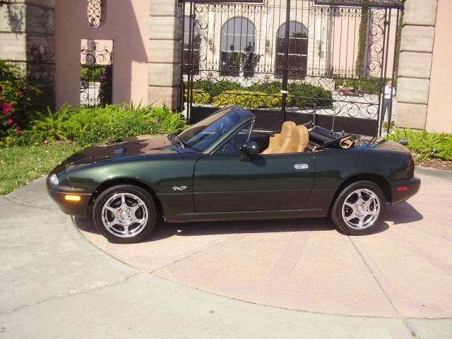 1997 MAZDA MIATA 2D CONVERTIBLE