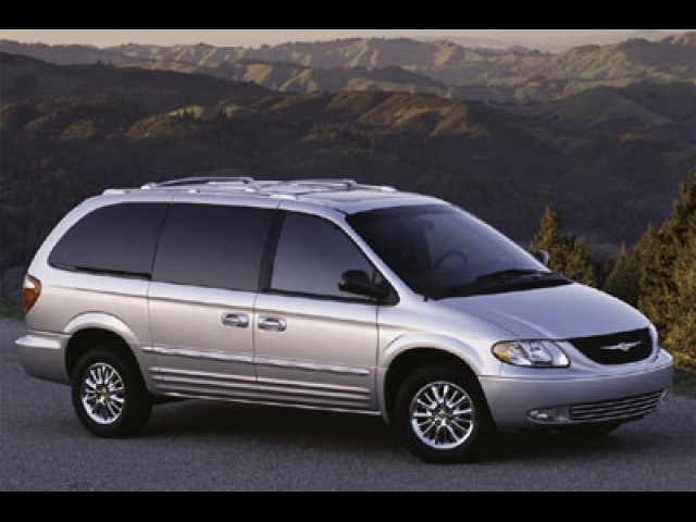 2001 CHRYSLER VOYAGER 